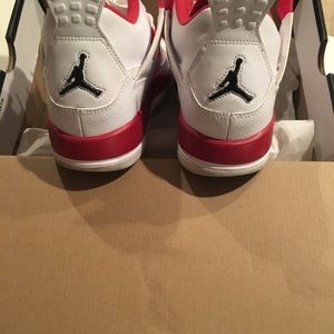 Meet your Posher, Kevin